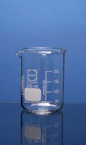 Laboratory beaker, low form